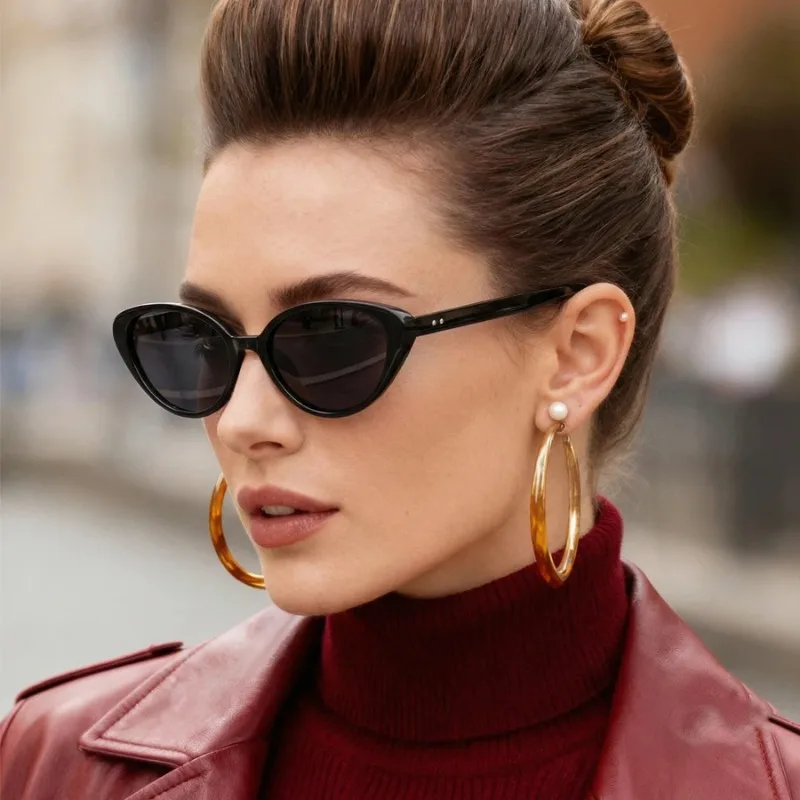 Sunglasses Cat Eye - Rivets Brown Marka, Kadınlar İçin Tasarlanmış,