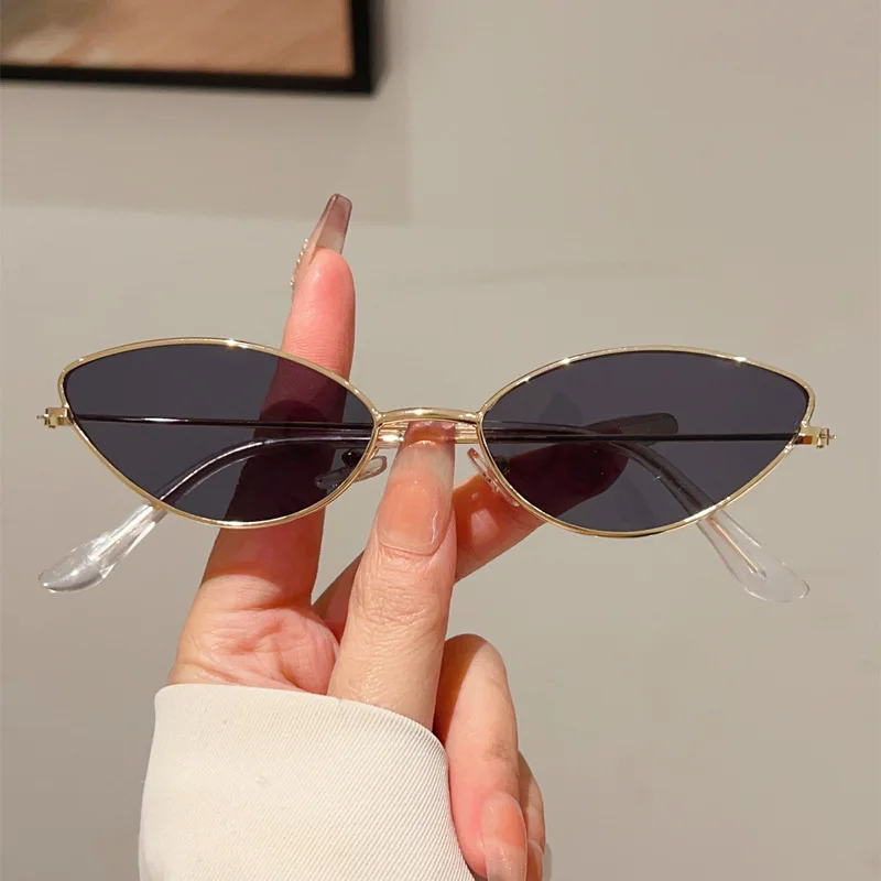 Yeni Kedi Gözü Küçük Çerçeveli - Sunglasses Cat Eye incelemesi ve fiyatı
